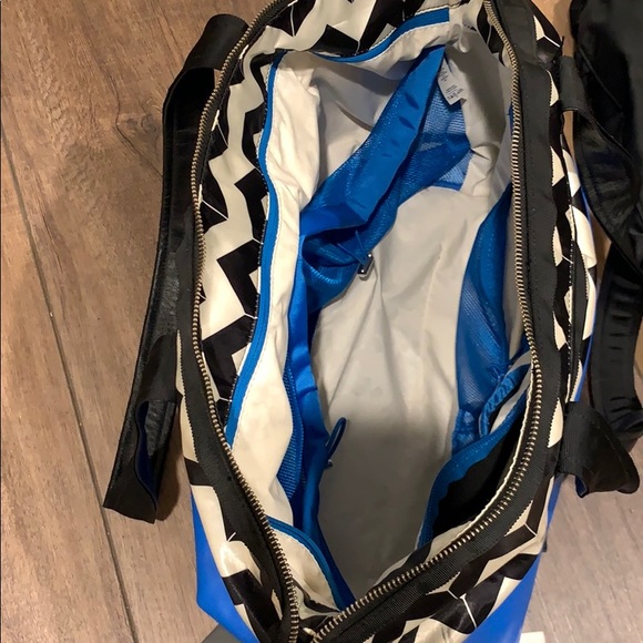 lululemon bag - Picture 5 of 5